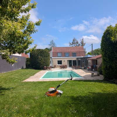 12 à 18 couchages & une piscine dans la maison du jardinier de l'Ermitage